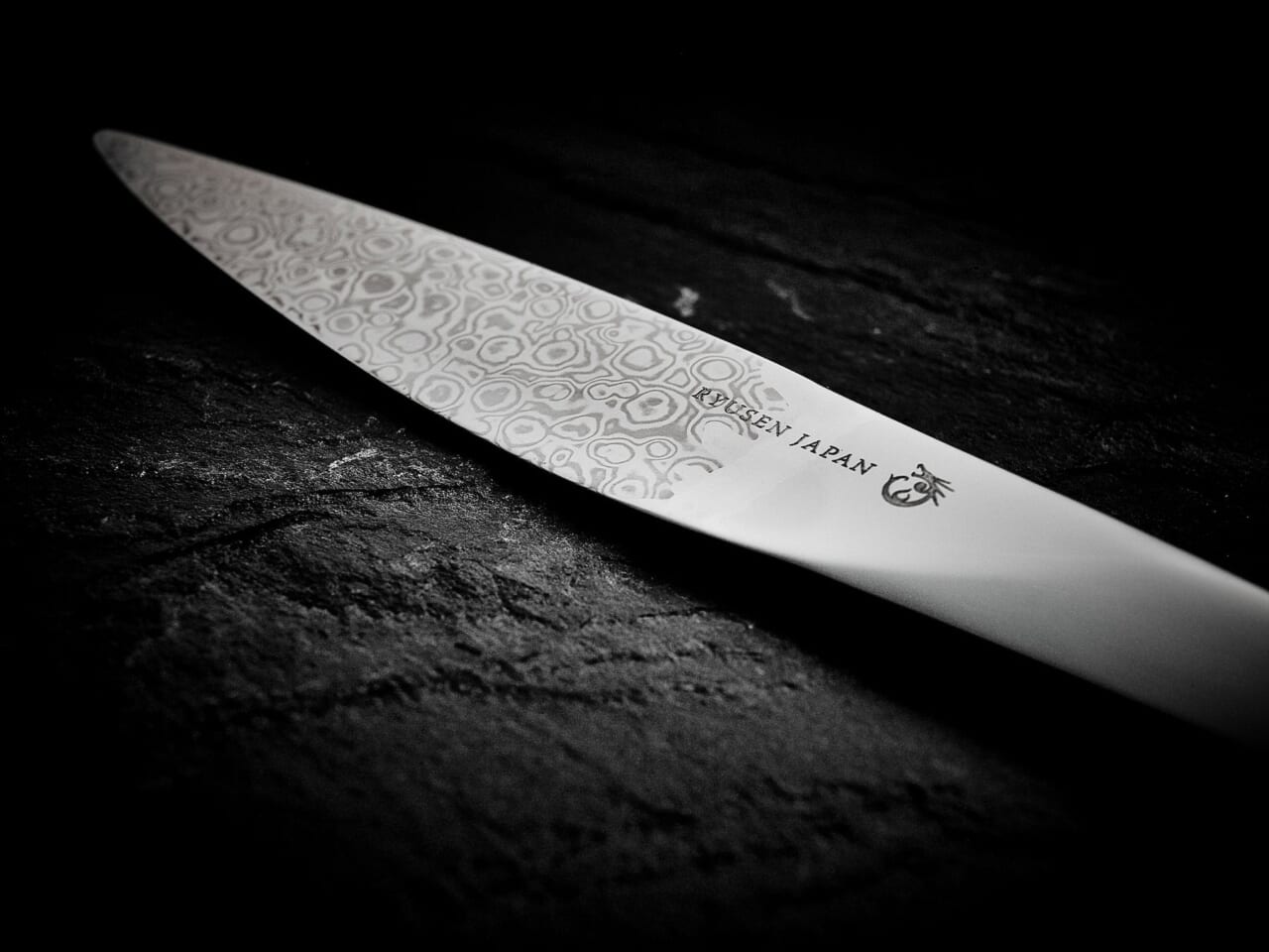 数年待ちと言われた、龍泉刃物のステーキナイフの後継モデル「ステーキ ...